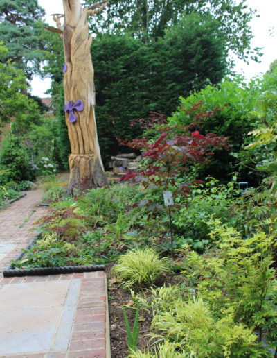 GARDEN CABIN PROJECT Pond and wood carving